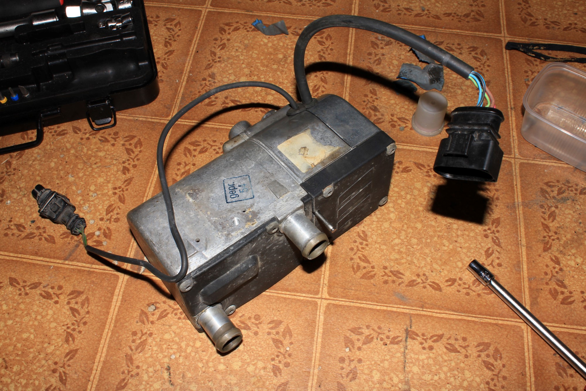 IMG_2954 (Custom).JPG/><br />
			<span class=