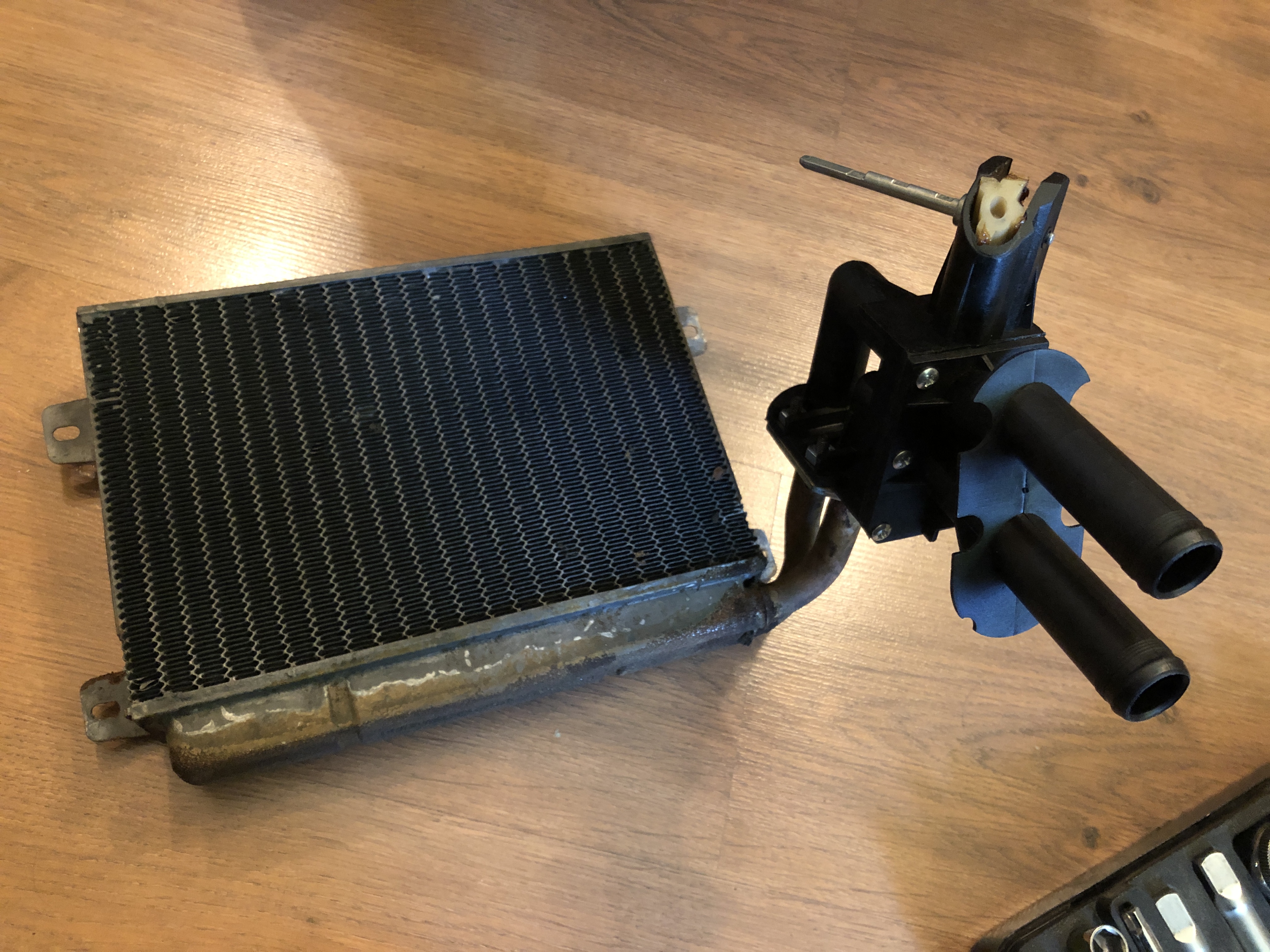 heater core (3).JPG/><br />
			<span class=